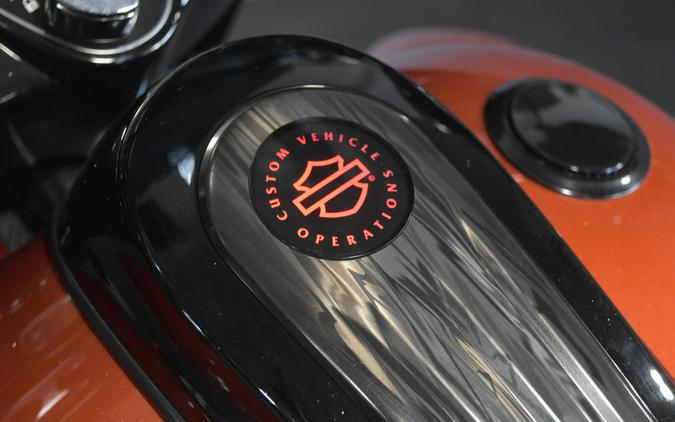 2017 Harley-Davidson CVO Street Glide Sunburst Orange/Starfire Black with Contrast Chrome Aggress