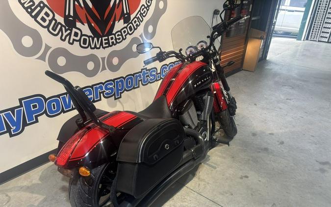 2016 Victory Motorcycles® Hammer® S Black w/Red Racing Stripes