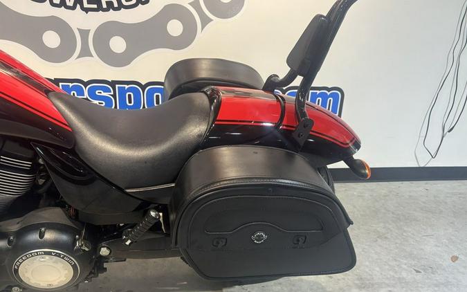 2016 Victory Motorcycles® Hammer® S Black w/Red Racing Stripes