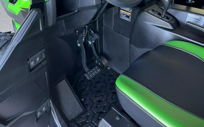2022 Kawasaki TERYX4 S LE