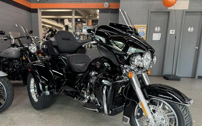 2024 Harley-Davidson® FLHTCUTG - Tri Glide® Ultra