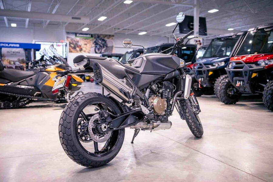 2025 Husqvarna® Svartpilen 801