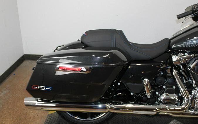Harley-Davidson® Street Glide® 2026 FLHX 84700209 MIDNIGHT EMBER