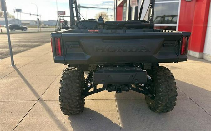 2026 Honda Pioneer 1000 Deluxe