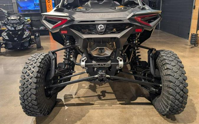 2027 Can-Am® Maverick R MAX X rc