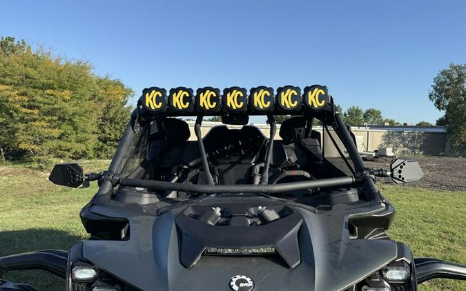 2027 Can-Am Maverick R X Rc