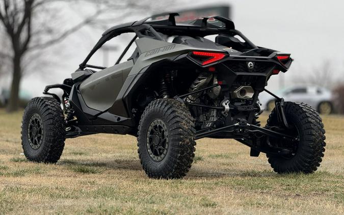 2027 Can-Am Maverick R X Rc