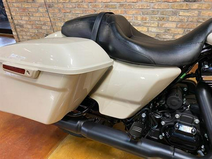 2022 Harley-Davidson Road Glide® Special