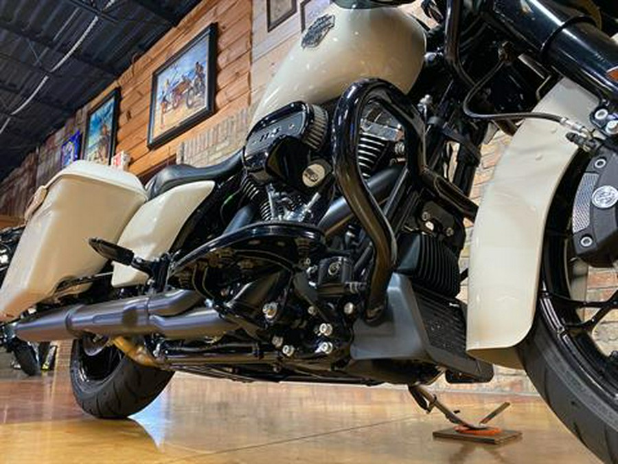 2022 Harley-Davidson Road Glide® Special