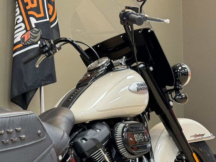 2022 Harley-Davidson Softail® Heritage Classic