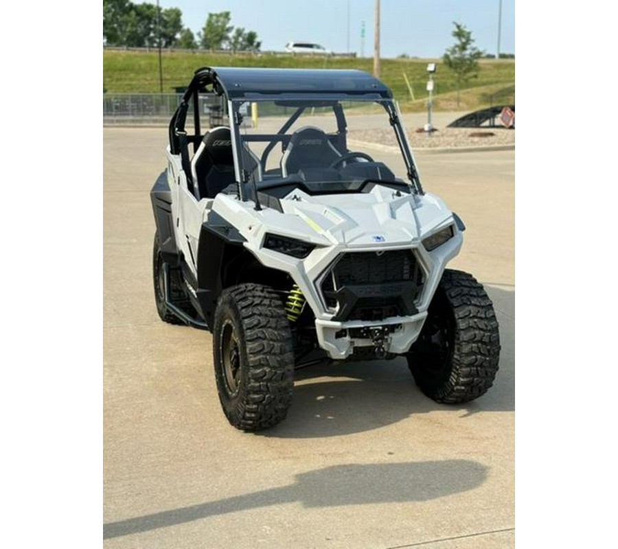 2022 Polaris® RZR Trail Ultimate