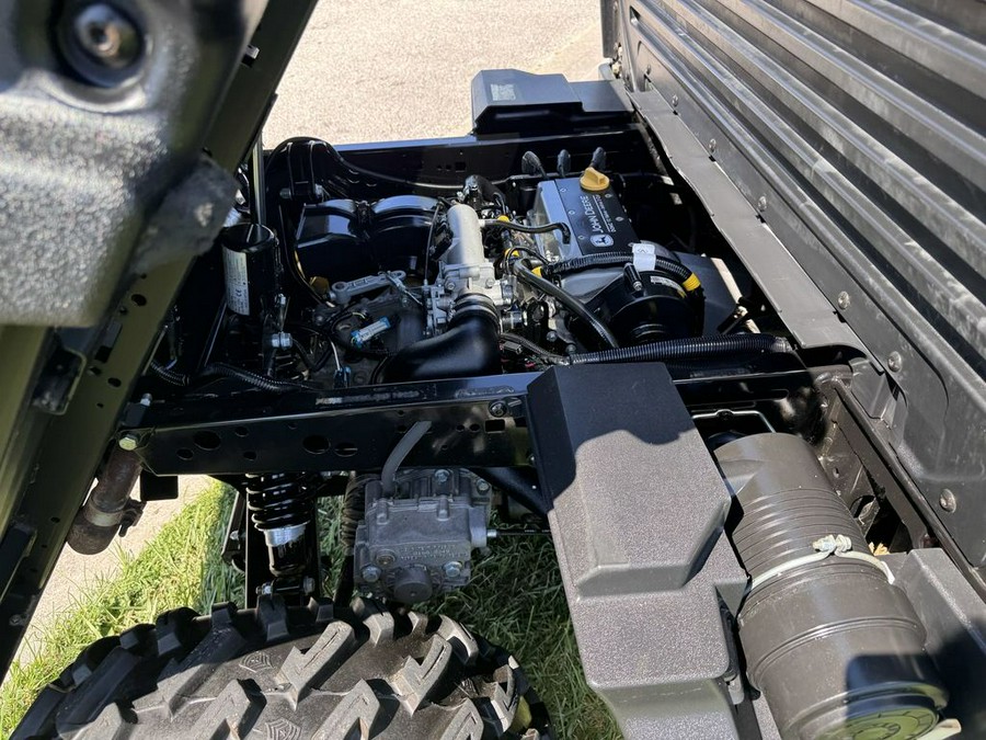 2018 John Deere XUV835M with HVAC