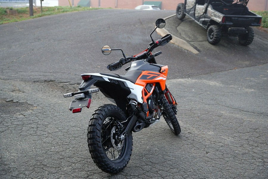 2026 KTM Enduro 390 R