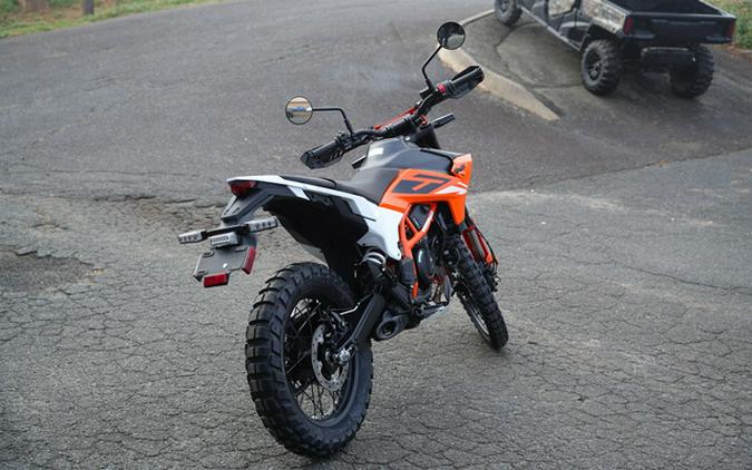 2026 KTM Enduro 390 R