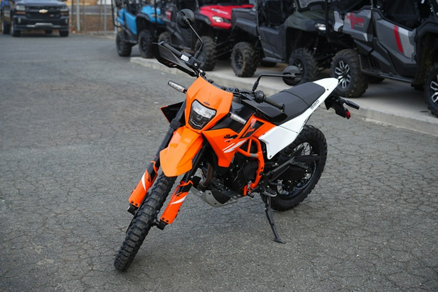 2026 KTM Enduro 390 R