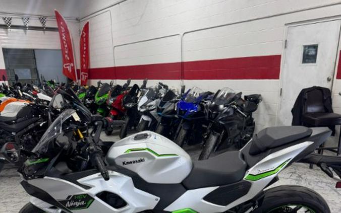 2024 Kawasaki Ninja 7 Hybrid ABS