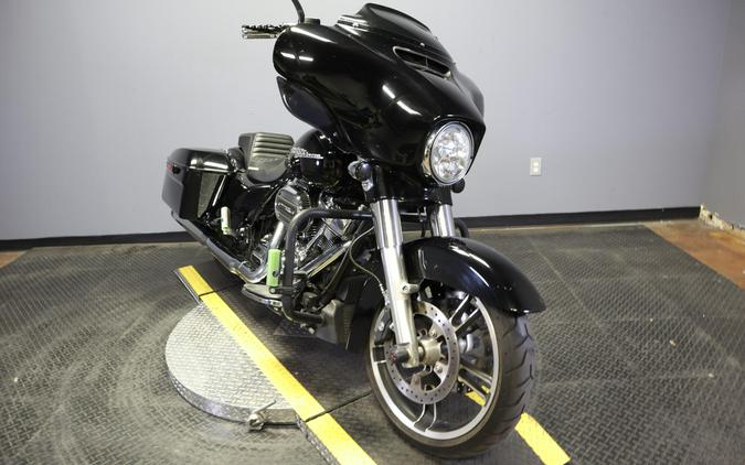 2017 Harley-Davidson Street Glide Special Vivid Black