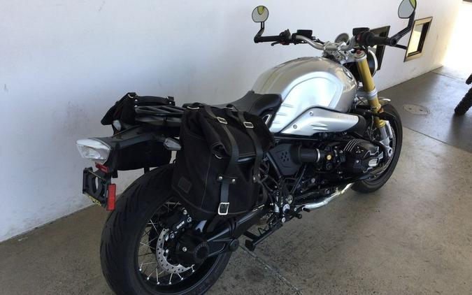 2022 BMW R nineT Black Storm Metallic