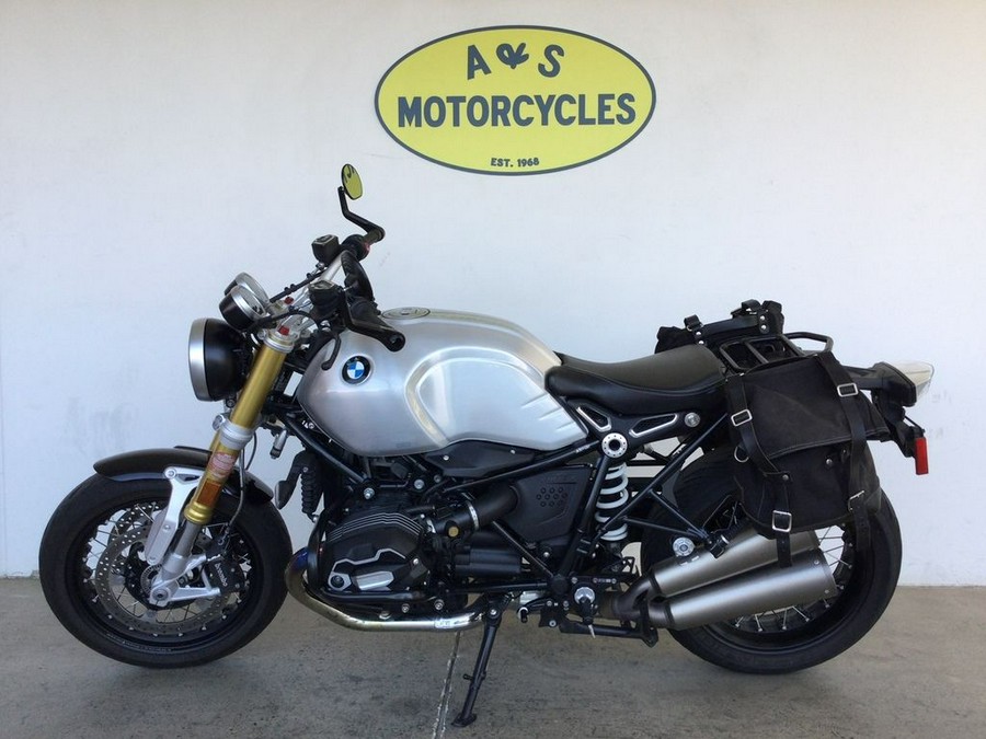 2022 BMW R nineT Black Storm Metallic