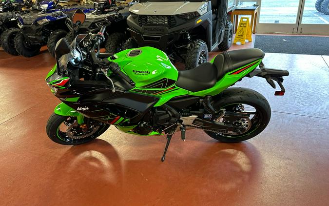 2024 Kawasaki Ninja 650 KRT Edition ABS