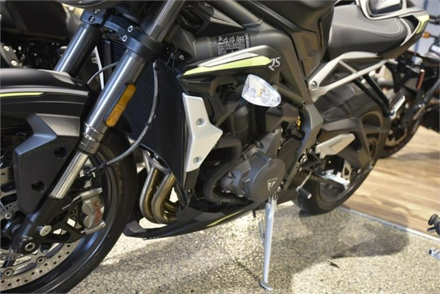 2022 Triumph Street Triple RS Matte Jet Black