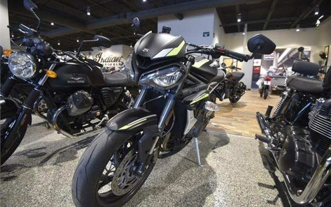 2022 Triumph Street Triple RS Matte Jet Black