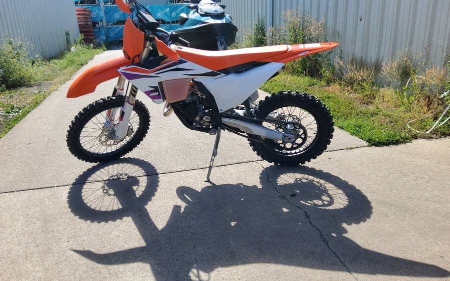 2024 KTM XC 125