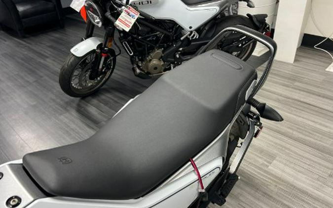 2023 Husqvarna Vitpilen 401