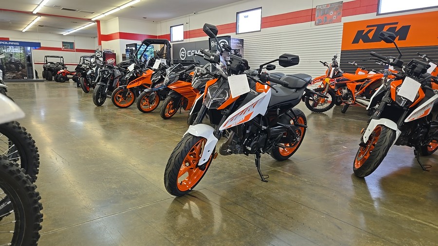 2024 KTM 250 DUKE