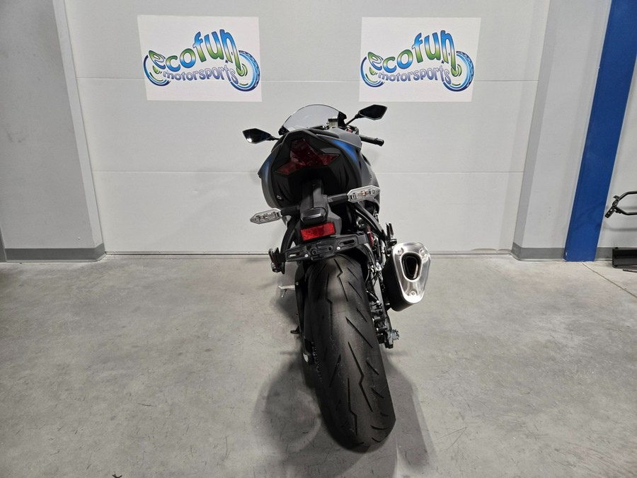 2026 Kawasaki NINJA ZX-6R ABS