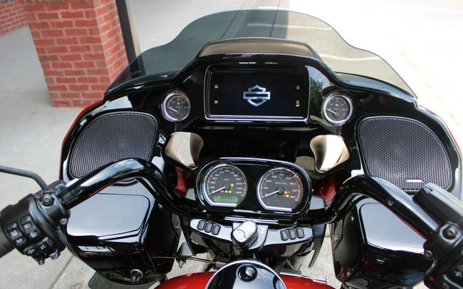2025 Harley-Davidson® Road Glide® 3 Whiskey Firestorm - Black Finish