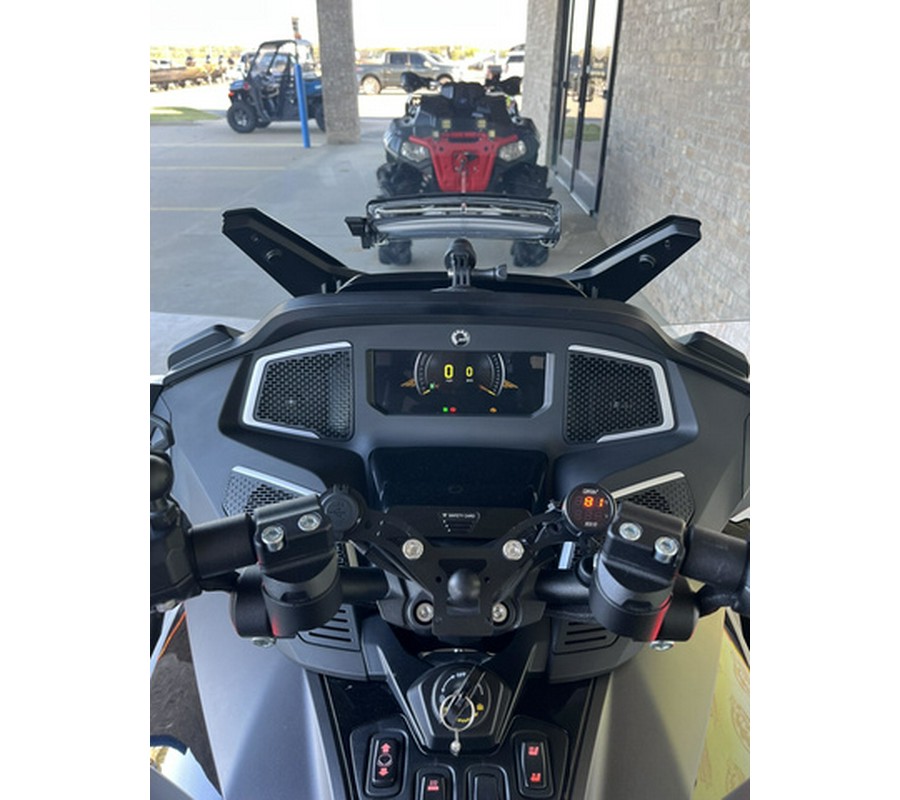 2023 Can-Am Spyder RT