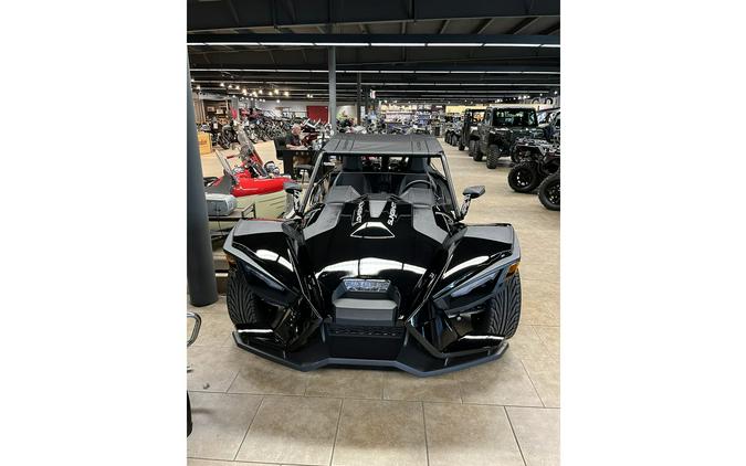 2023 Slingshot Slingshot S with Technology Package l - Jet Black (Manual)