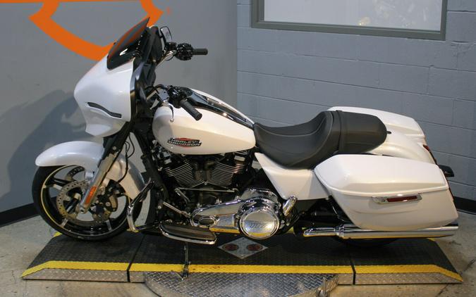 2024 Harley-Davidson Street Glide Grand American Touring FLHX