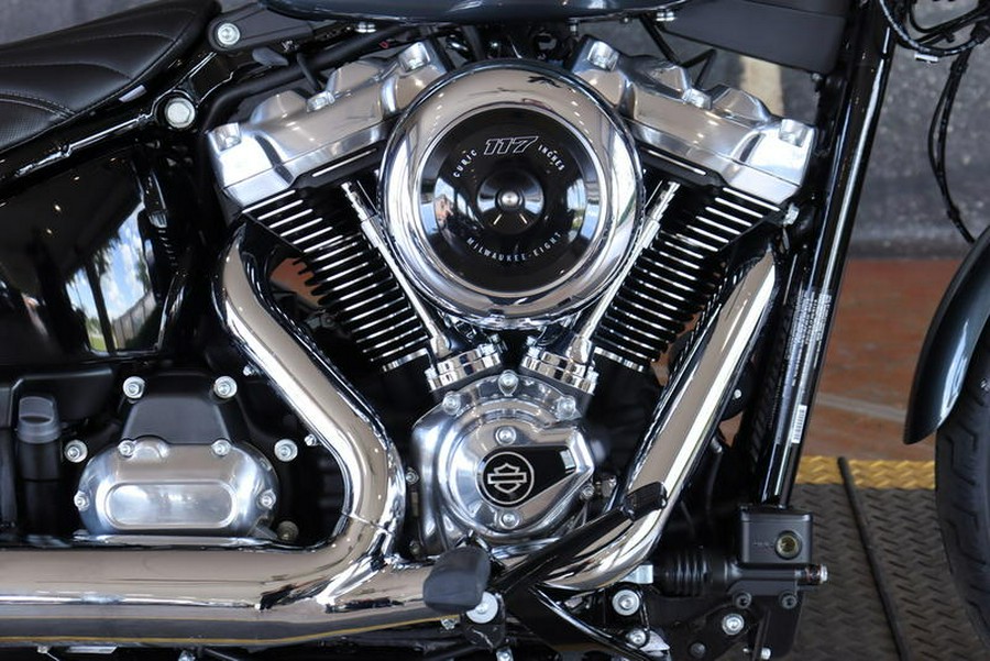 2025 Harley-Davidson® FXBB - Street Bob®
