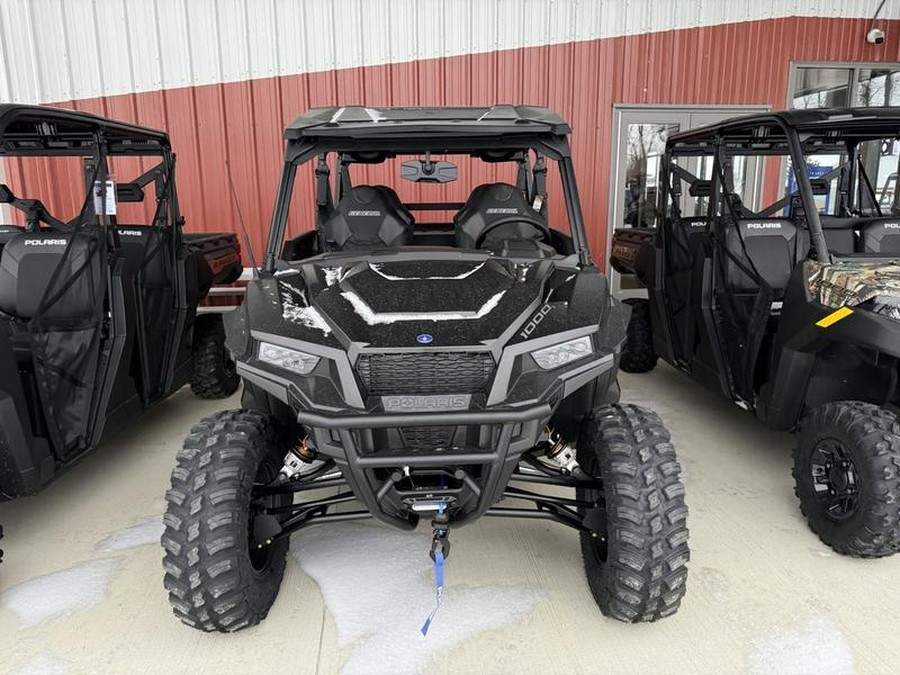 2026 Polaris® General XP 4 1000 Ultimate