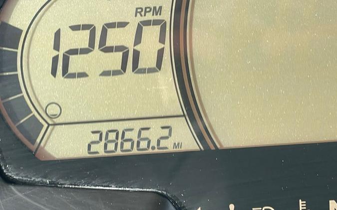 2025 Can-Am Defender Limited HD10