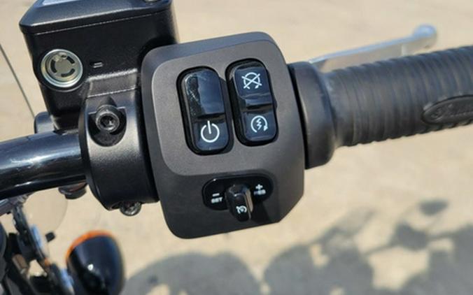 2024 Indian Chief Dark Horse Springfield Blue Smoke