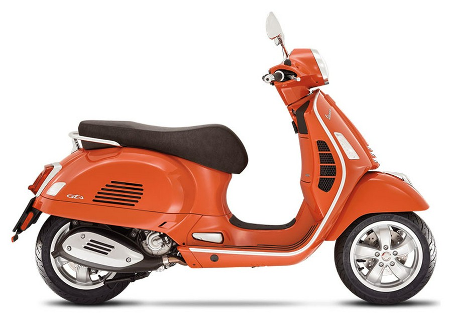 2022 Vespa GTS 300 HPE