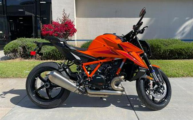 2024 KTM 1390 Super Duke R Evo First Look [17 Fast Facts]