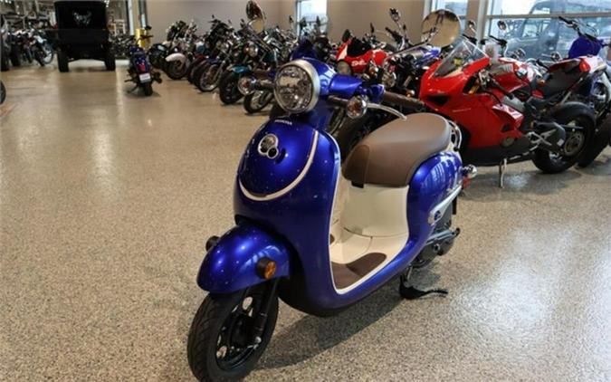 2023 Honda® Metropolitan