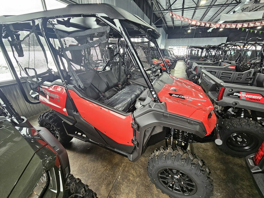 2025 Honda Pioneer 1000-5 Deluxe
