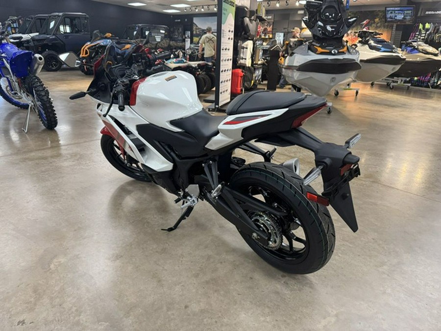 2026 Yamaha YZF-R3