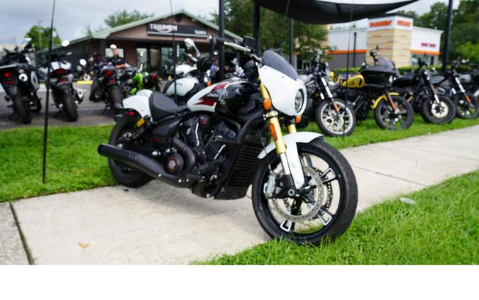 2025 Indian Motorcycle Motorcycle 101 SCOUT WHITE MTLC WGRFX TEC