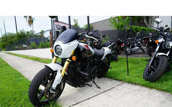 2025 Indian Motorcycle Motorcycle 101 SCOUT WHITE MTLC WGRFX TEC