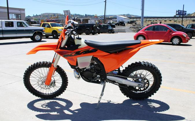 2025 KTM 300 XC