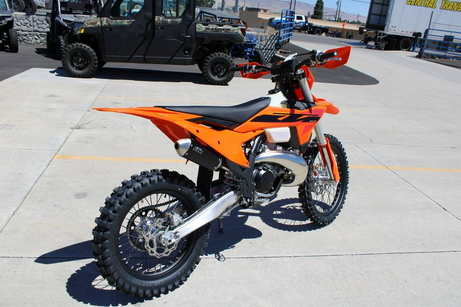 2025 KTM 300 XC