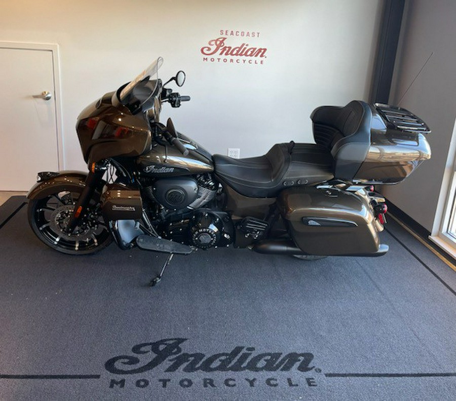 2023 Indian Motorcycle Roadmaster Dark Horse - SALE!!!