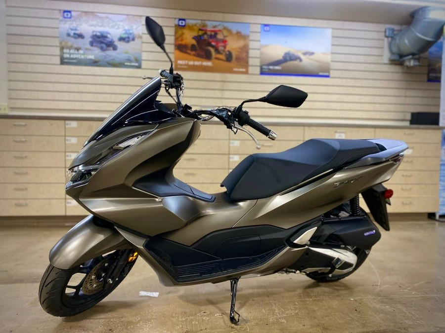 2024 Honda® PCX