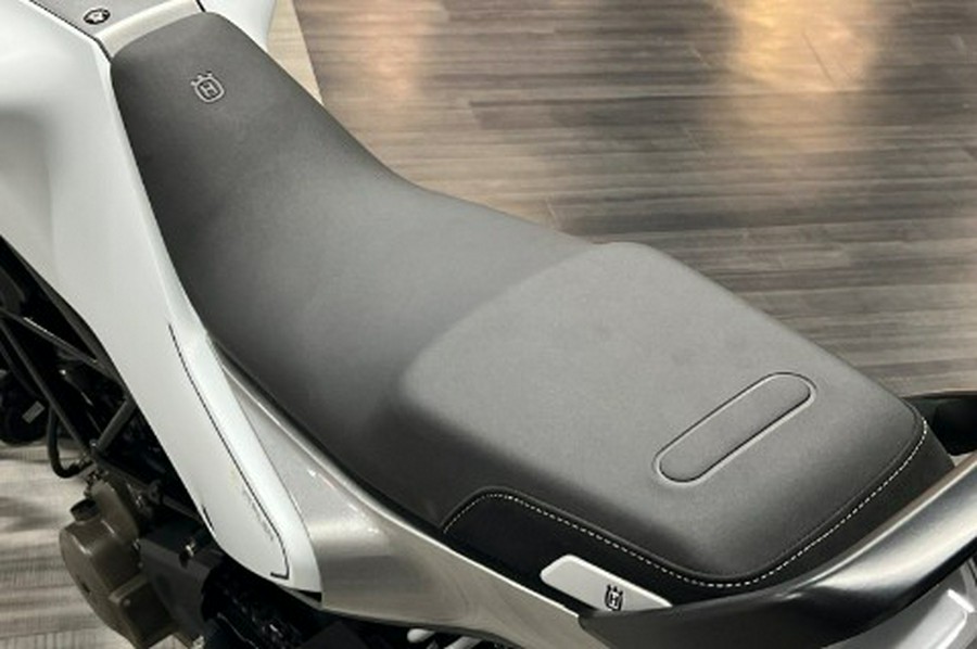 2023 Husqvarna Vitpilen 401